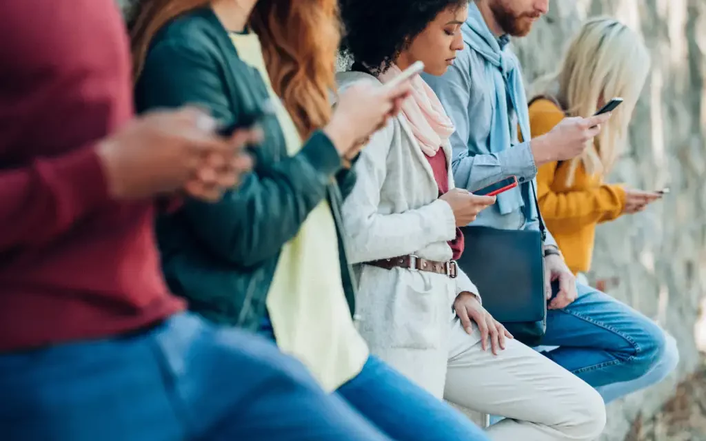 Que el móvil no arruine tus vacaciones de Semana Santa