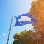 Nuevo récord mundial de banderas azules en España con 677 playas galardonadas