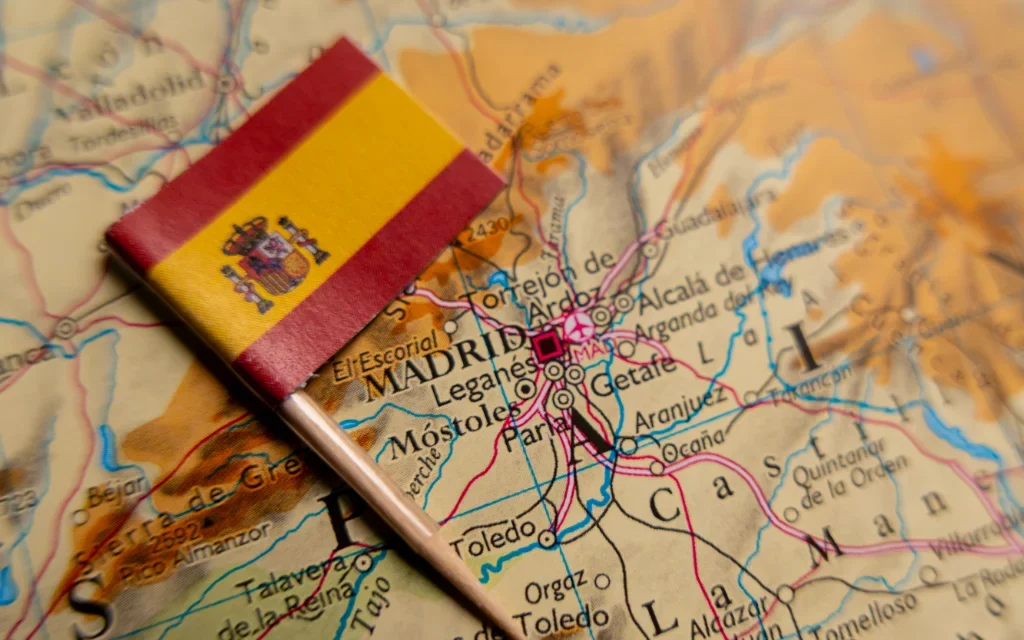 El Gobierno autoriza la inyección de 13.300 millones al ICO para activar el fondo España Crece