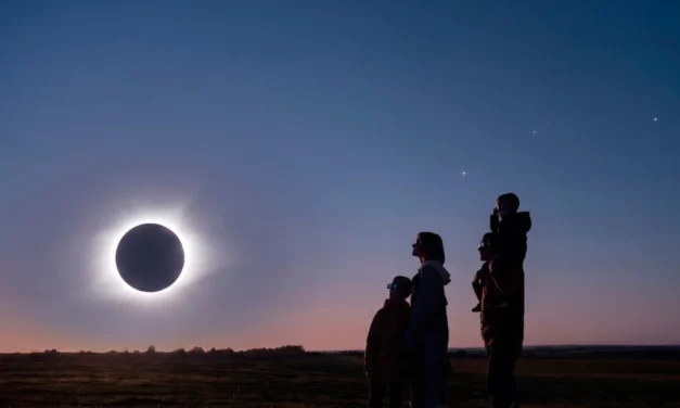 Cómo ver el eclipse de forma segura y disfrutar de este fenómeno astronómico único