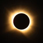 España deslumbra al mundo con un histórico eclipse total de sol